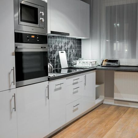 Crystal Guesthouse Warschau Buitenkant foto